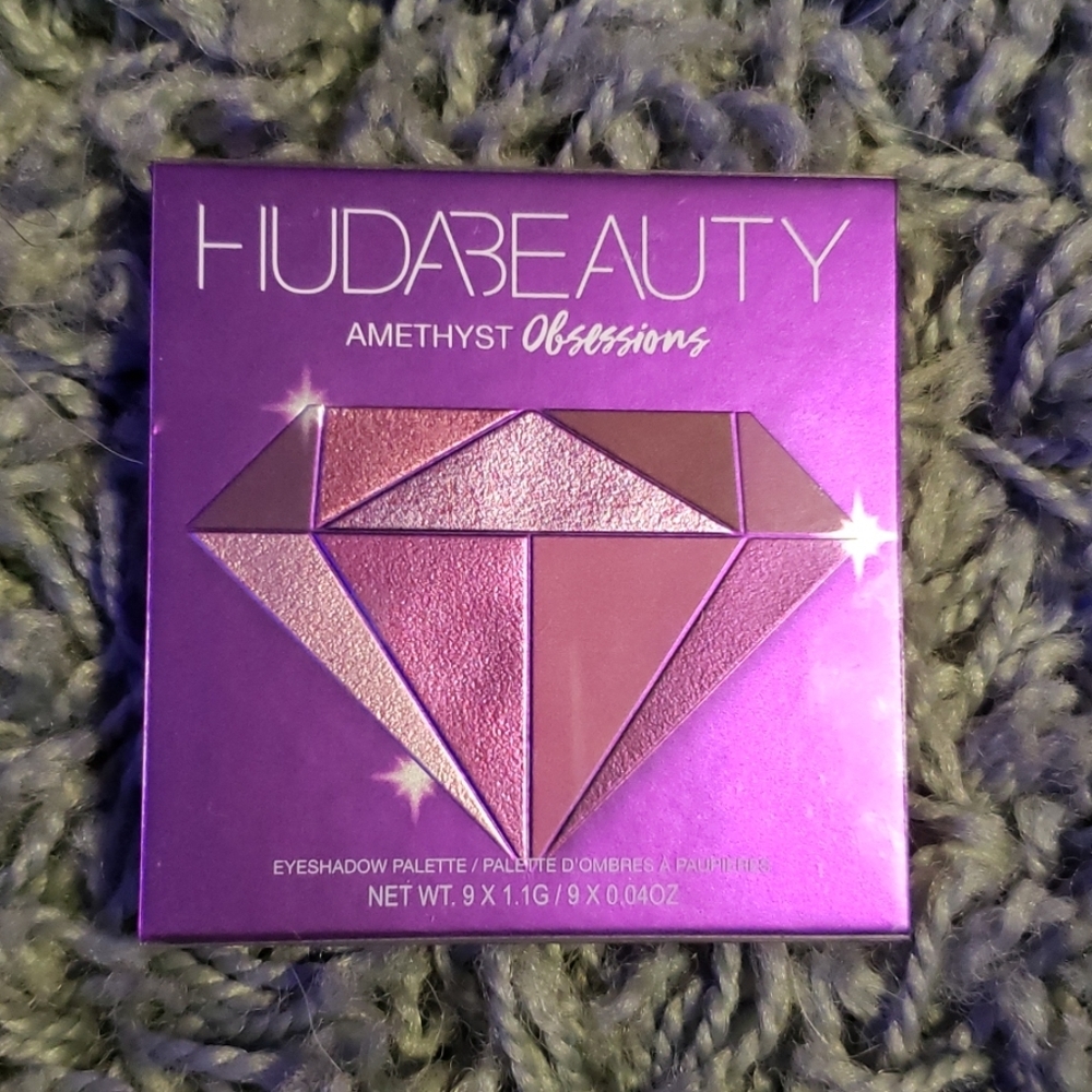 Huda Beauty Amethyst Obsessions Eyeshadow Palette